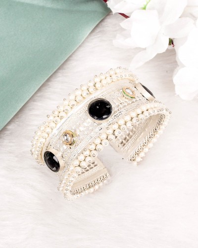 Black Traditional Premium Silver Cuff Bracelet